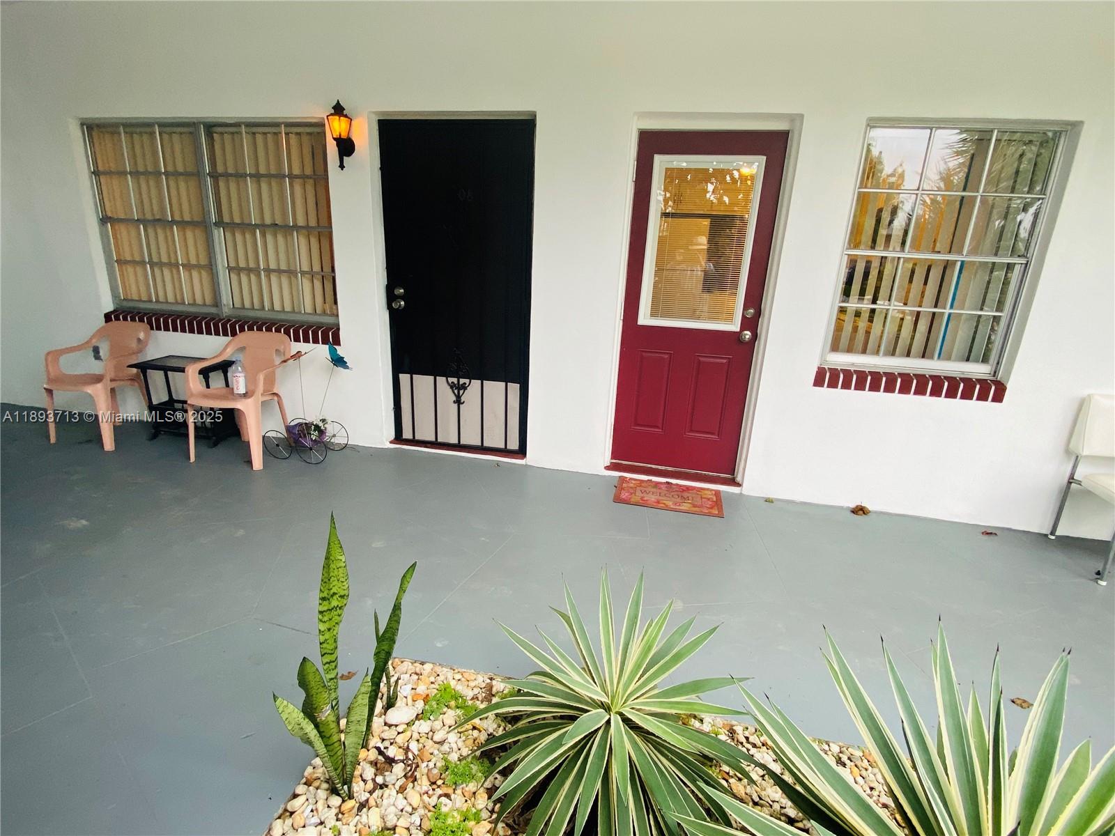 COLONIAL HOUSE CONDO - Residential Lease