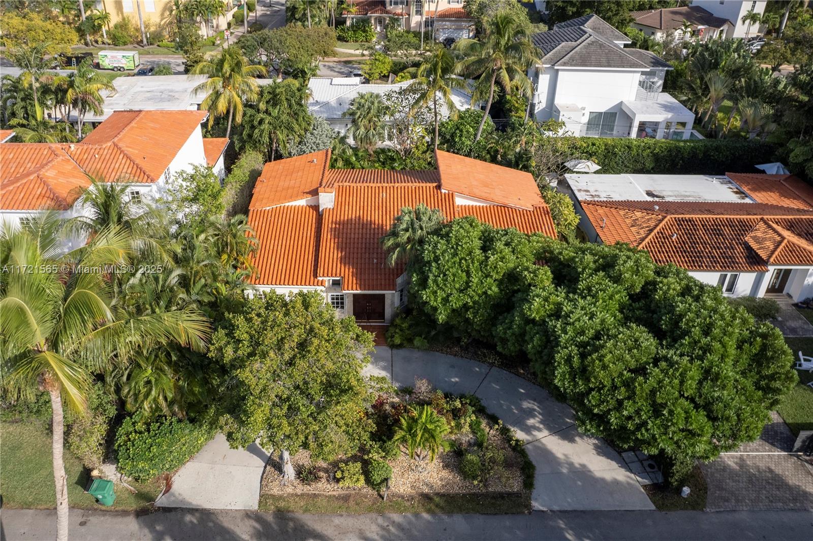 BISCAYNE KEY ESTATES - Residential