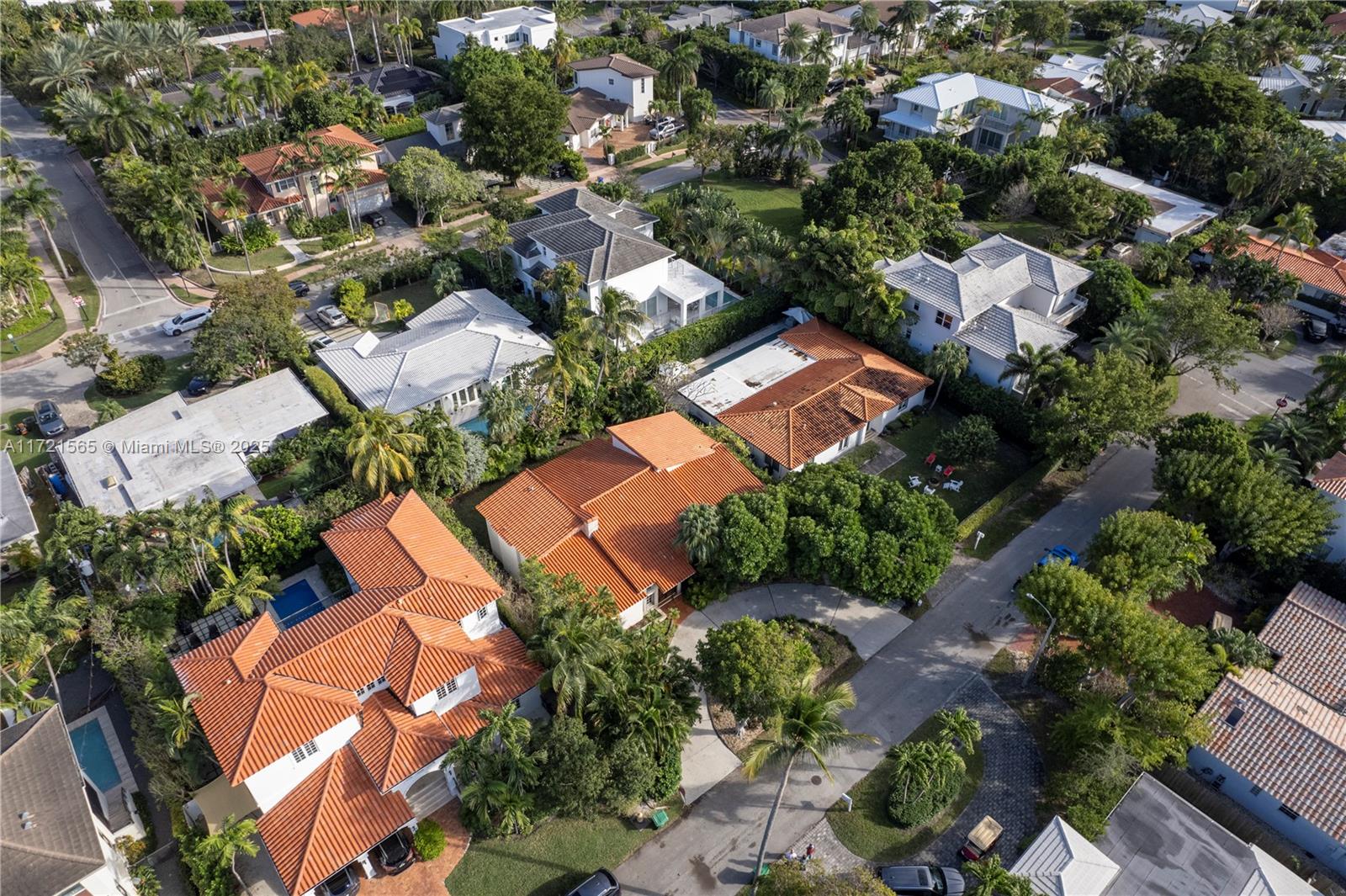 BISCAYNE KEY ESTATES - Residential