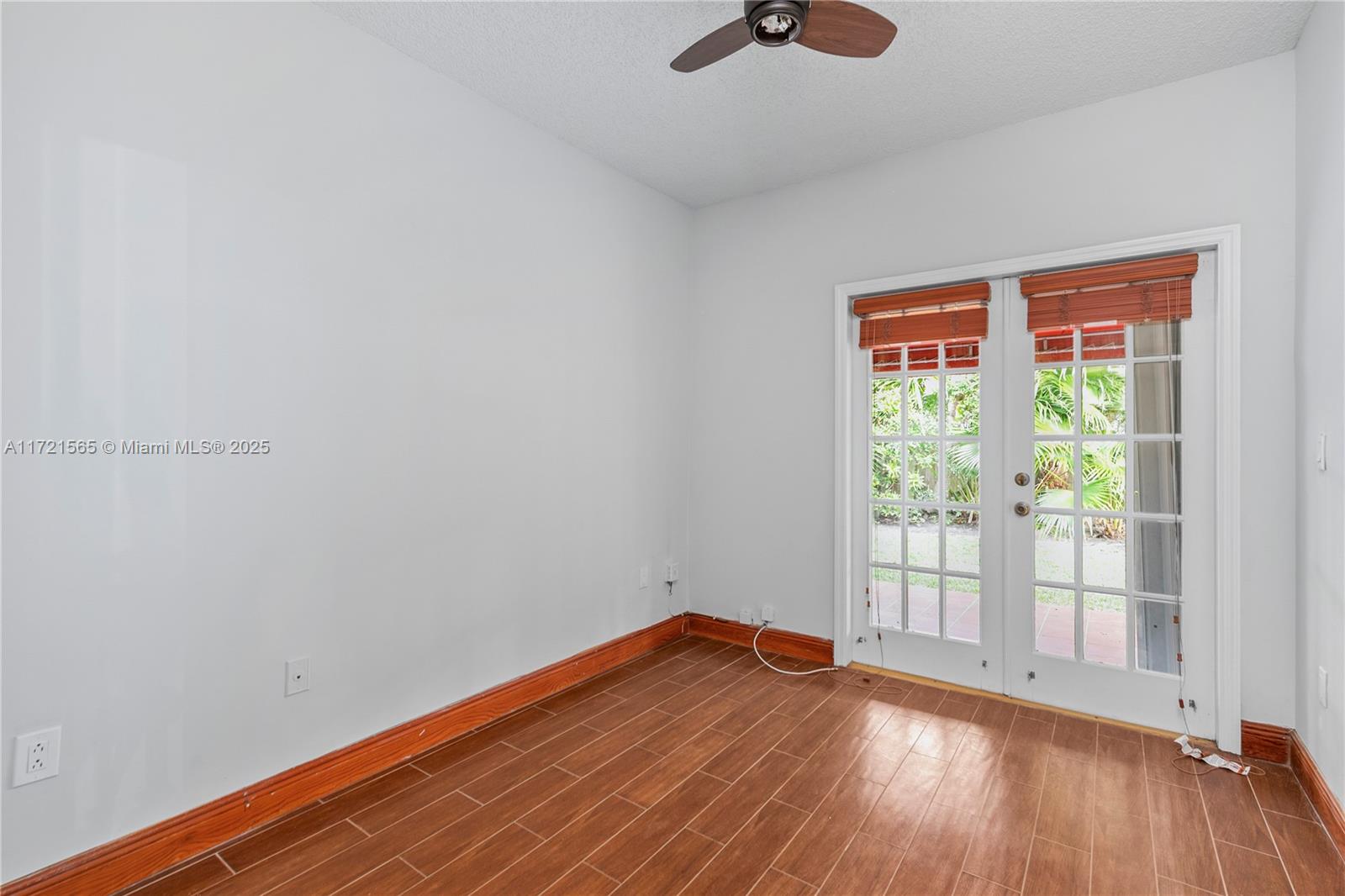 BISCAYNE KEY ESTATES - Residential