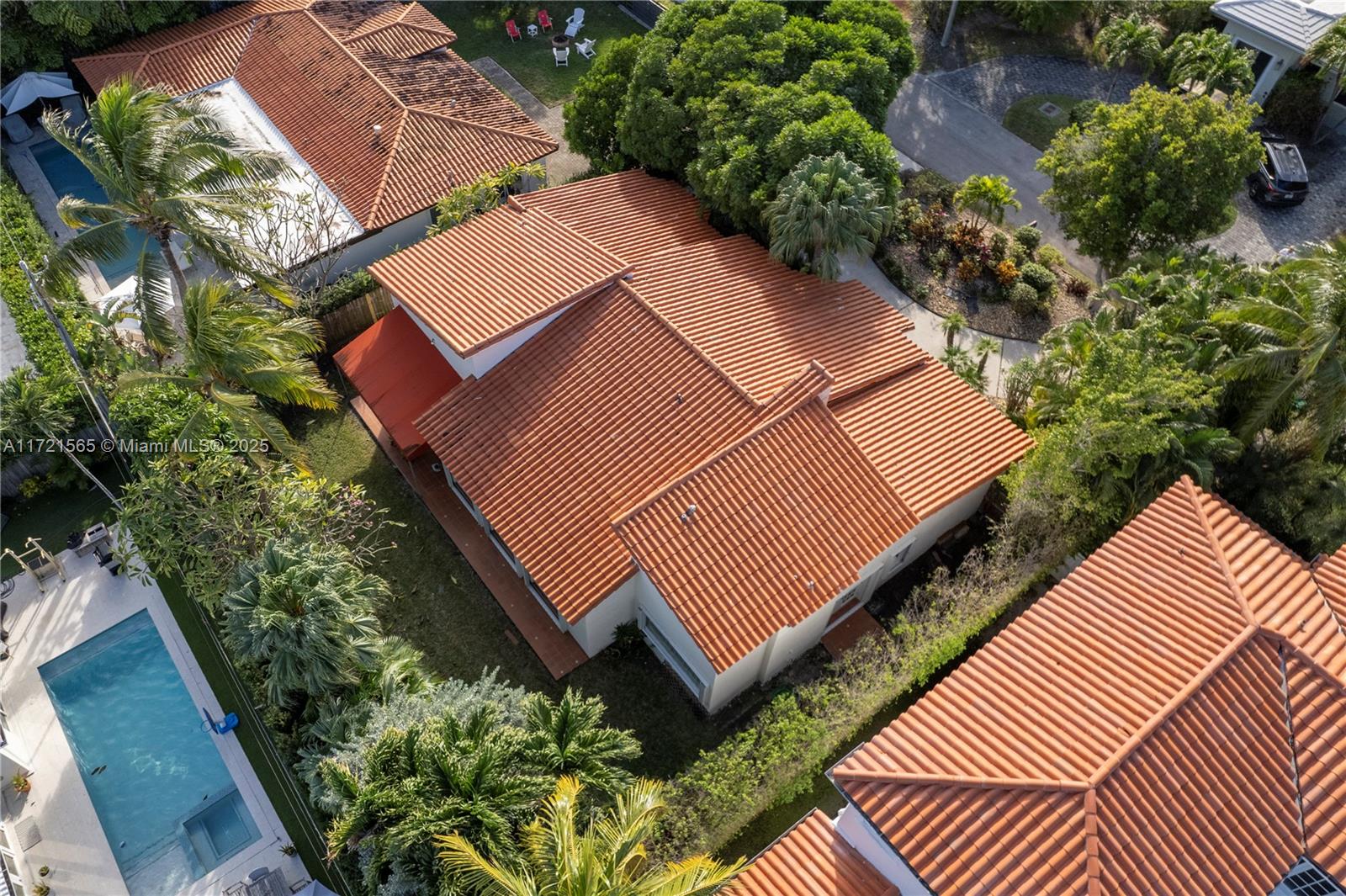 BISCAYNE KEY ESTATES - Residential