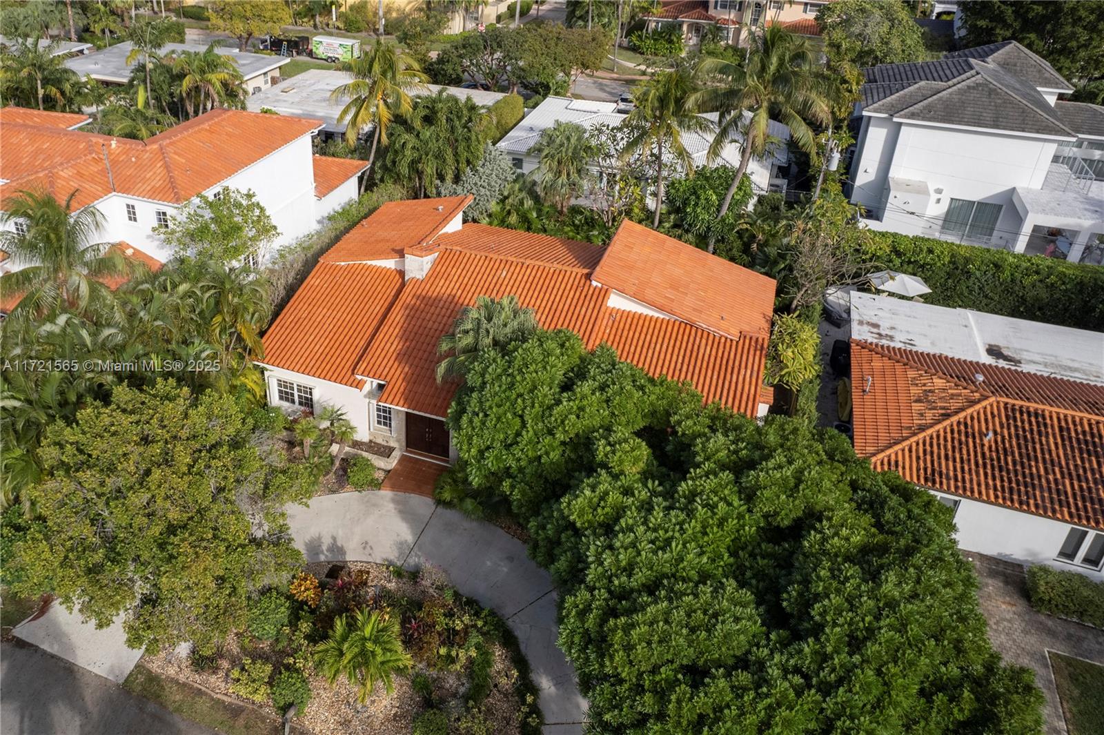 BISCAYNE KEY ESTATES - Residential