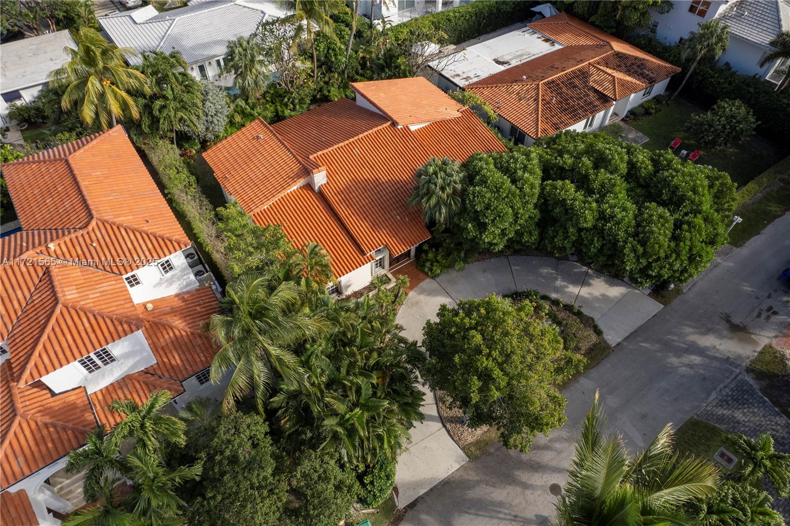 BISCAYNE KEY ESTATES - Residential