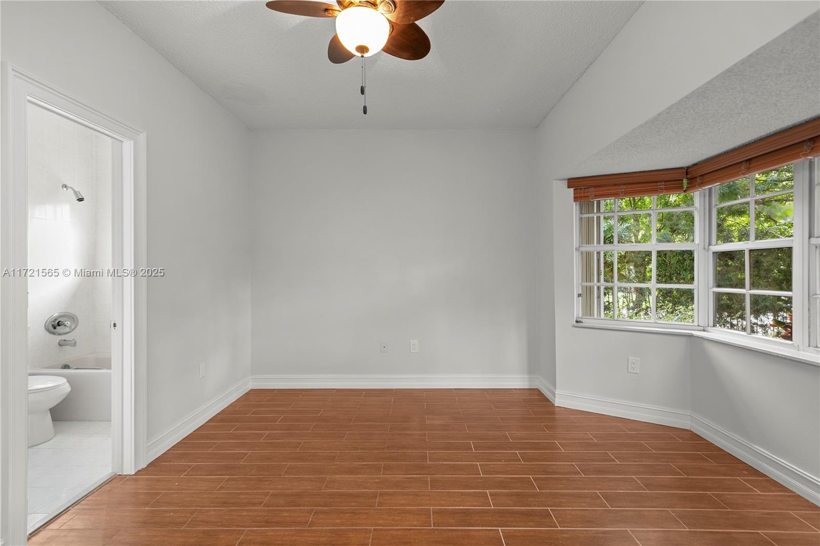 BISCAYNE KEY ESTATES - Residential