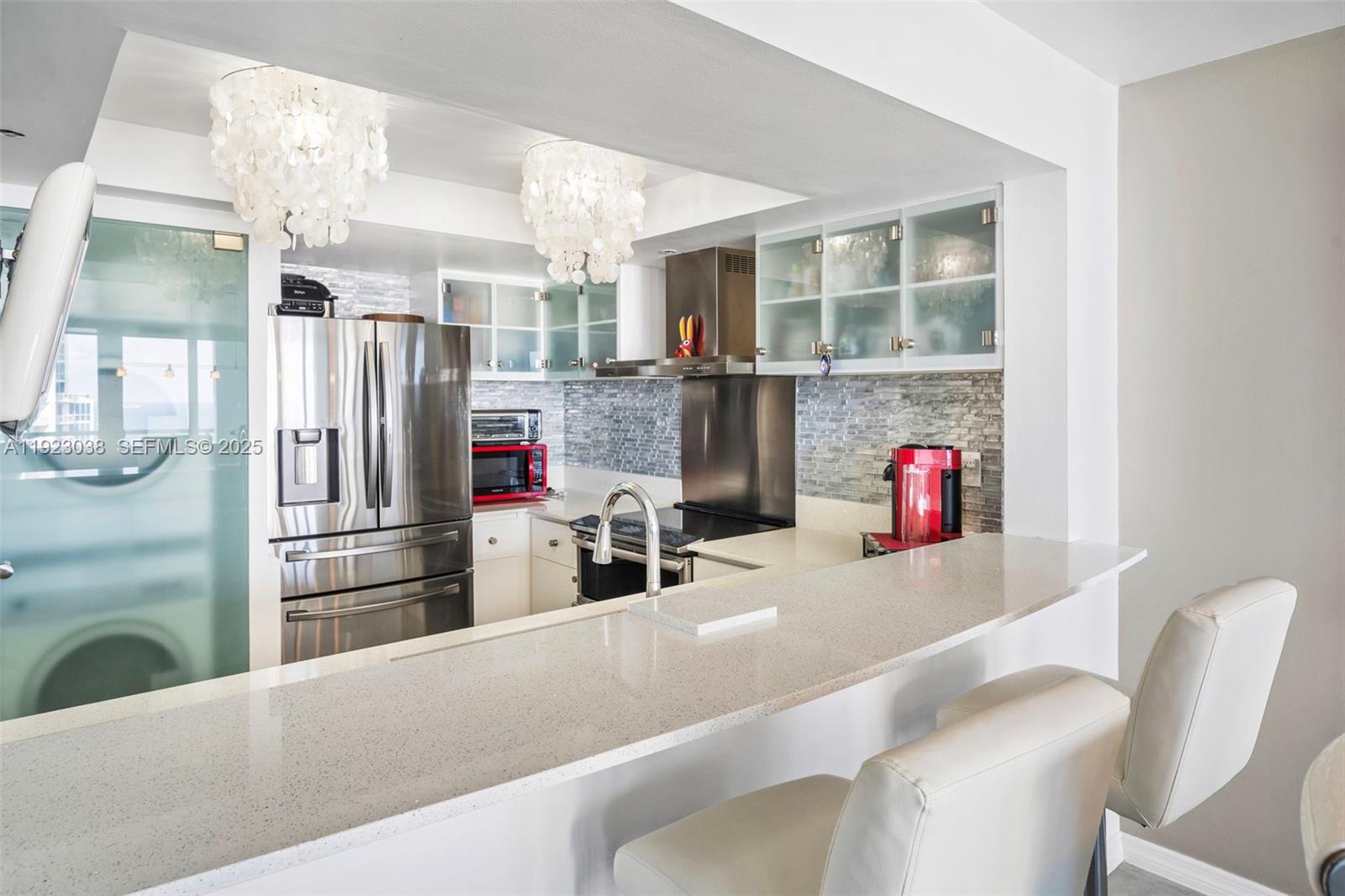 SOUTH POINTE TOWERS CONDO - Residential