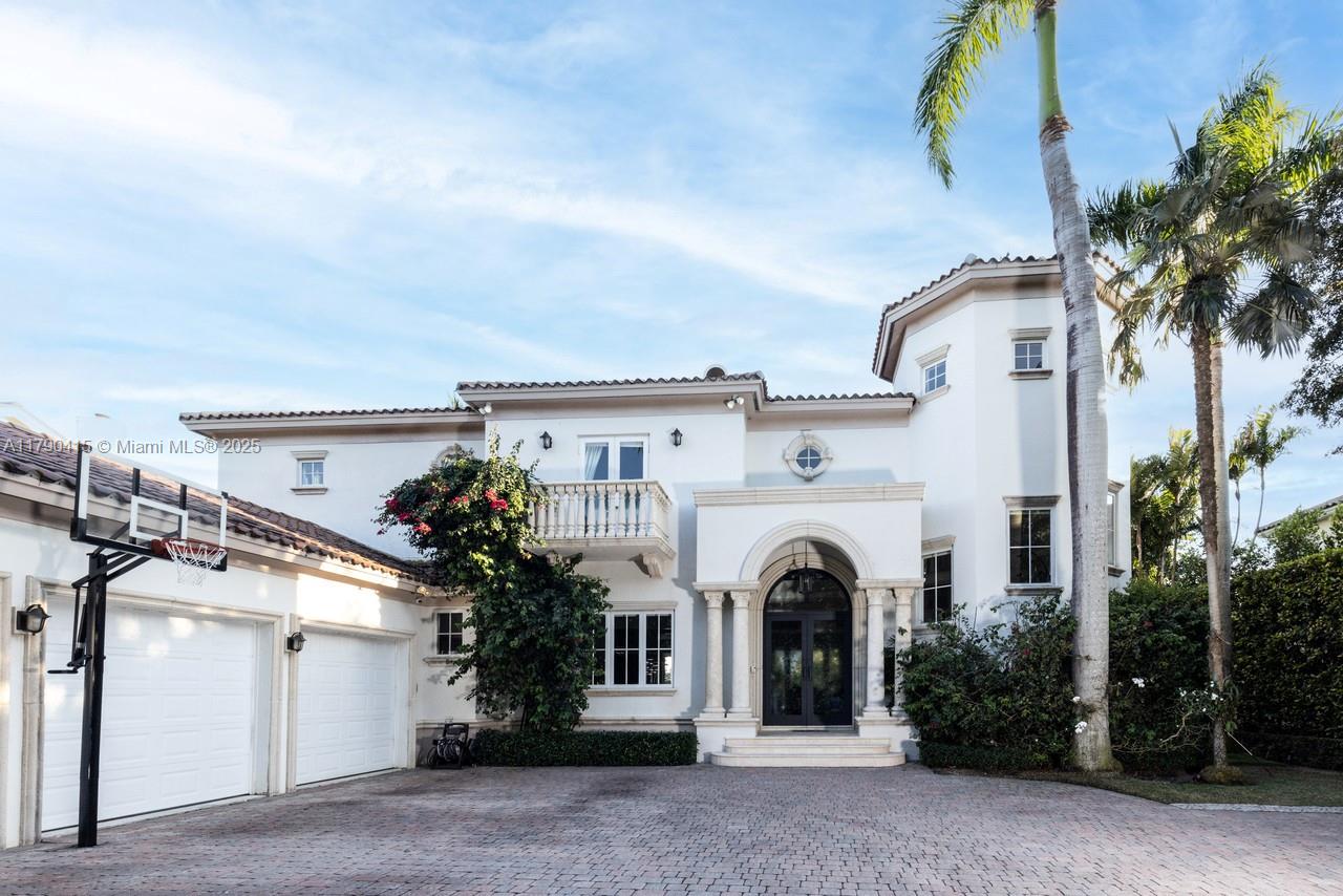 Address Not Disclosed, Coral Gables, Broward County, Florida - 5 Bedrooms  
6 Bathrooms - 