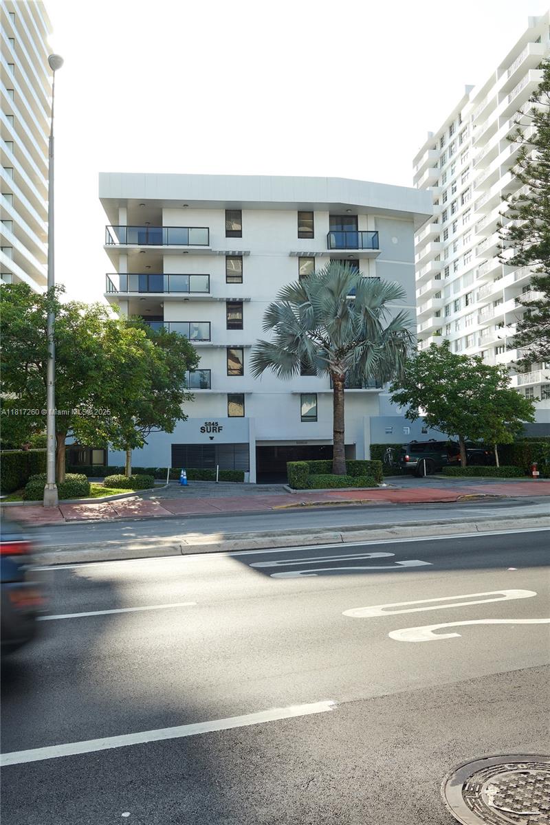 THE SURF CONDO - Residential