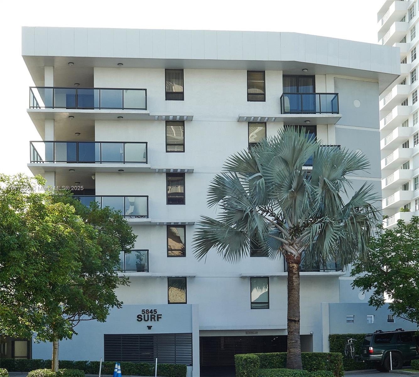 Property for Sale at 5845 Collins Ave 304, Miami Beach, Miami-Dade County, Florida - Bedrooms: 2 
Bathrooms: 3  - $1,099,900