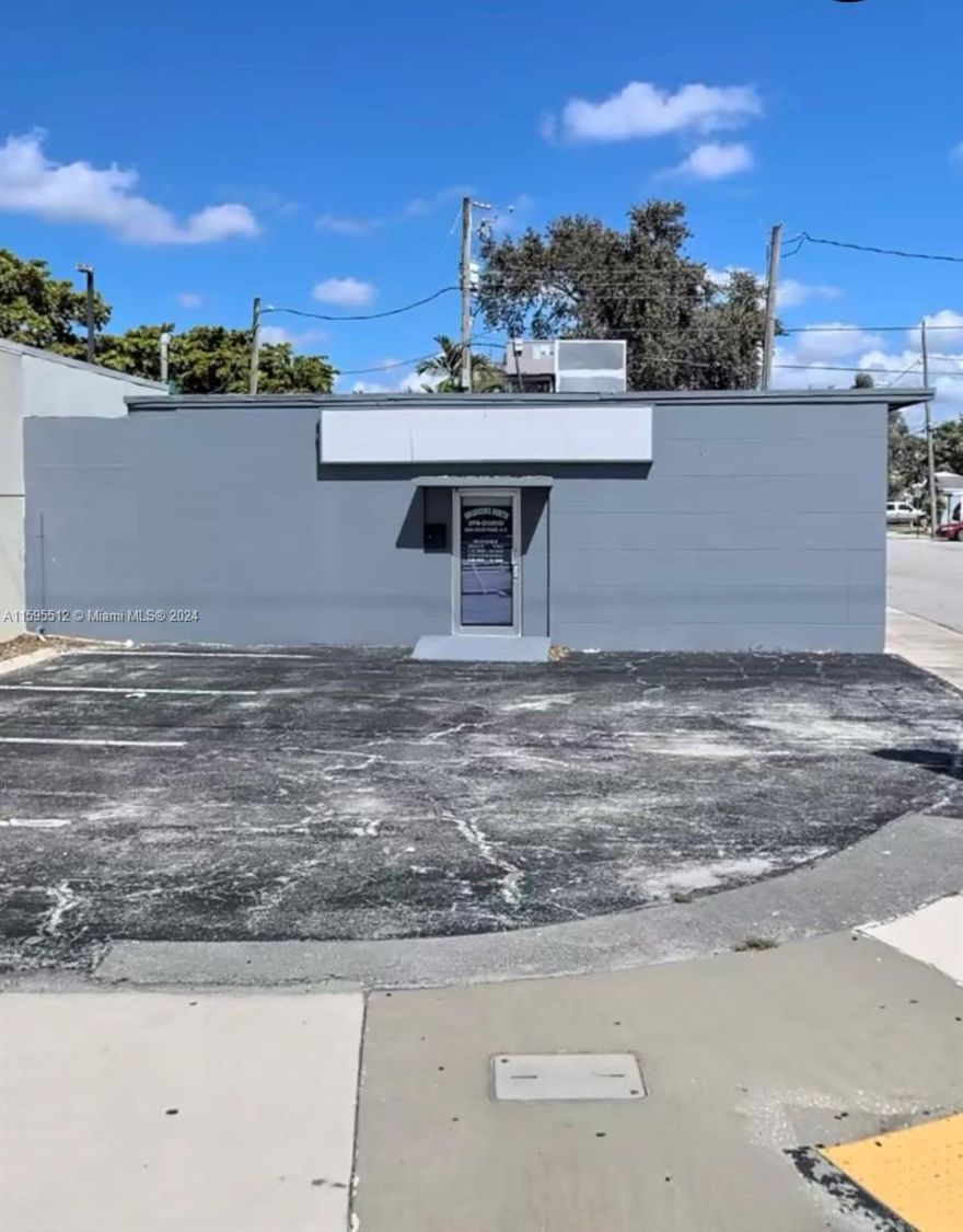 Property is facing Hallandale Beach Blvd, 1 block from US-1, 5 mins to I-95. High demand area. 1,300 sq ft, lot 3,000 sq ft, 6 parking spaces. Very visible from road. 30k+ vehicles pass by everyday. Zoning allows up to 10 floors to be built. Motivated seller. Property is located in a very busy street, seen by every vehicle. Easy to enter from road, 4 parking spaces in front and 2 more in back. Area is beautiful and safe and has business on the street including retail, services, and medical offices.