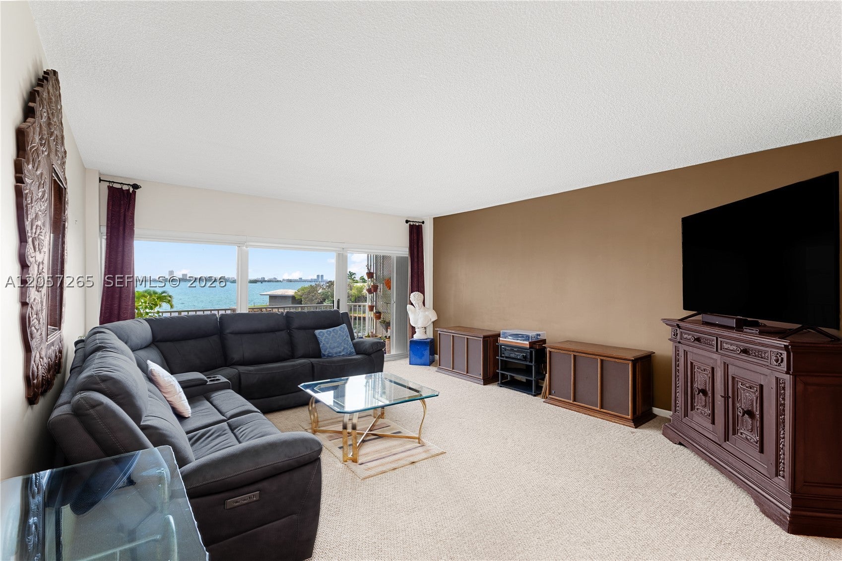 1700 NE 105th St 214