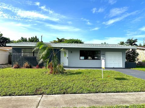 9040 NW 26th Place Sunrise Golf Village Sunrise FL 33322