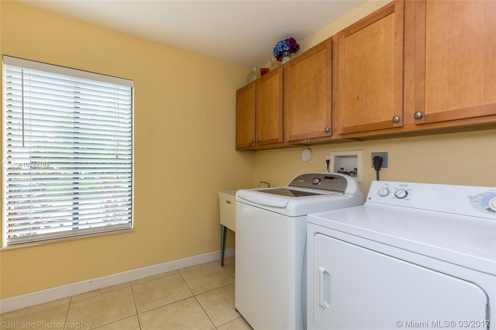 Cutler Cay - Residential Lease