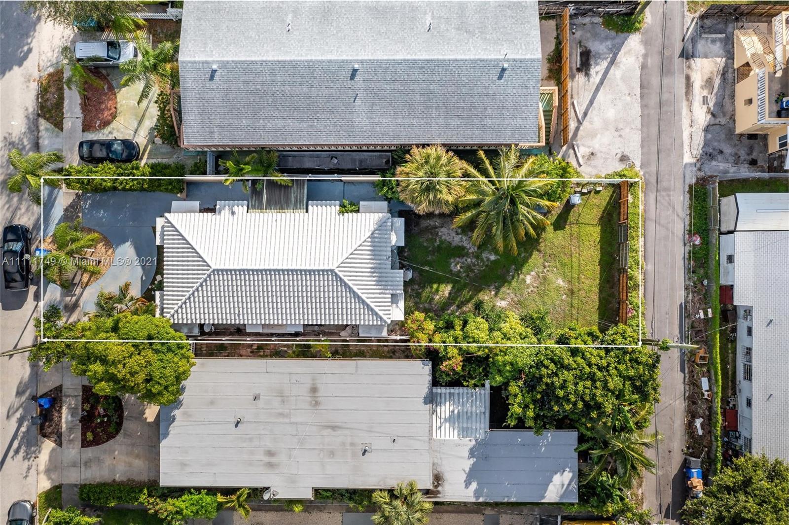 HOLLYWOOD - Residential Income