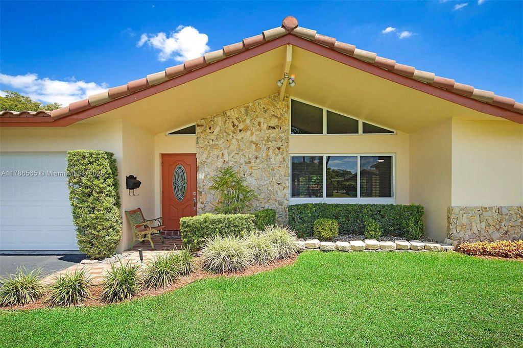 Photo of 3971 NW 108th Dr, Coral Springs, FL 33065 (MLS # A11786565)