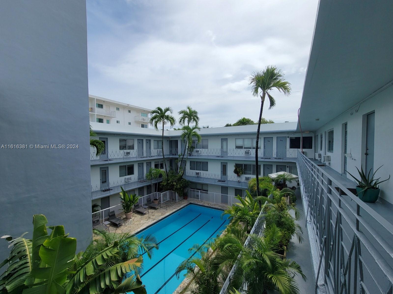 LENOX MANOR - Residential Lease