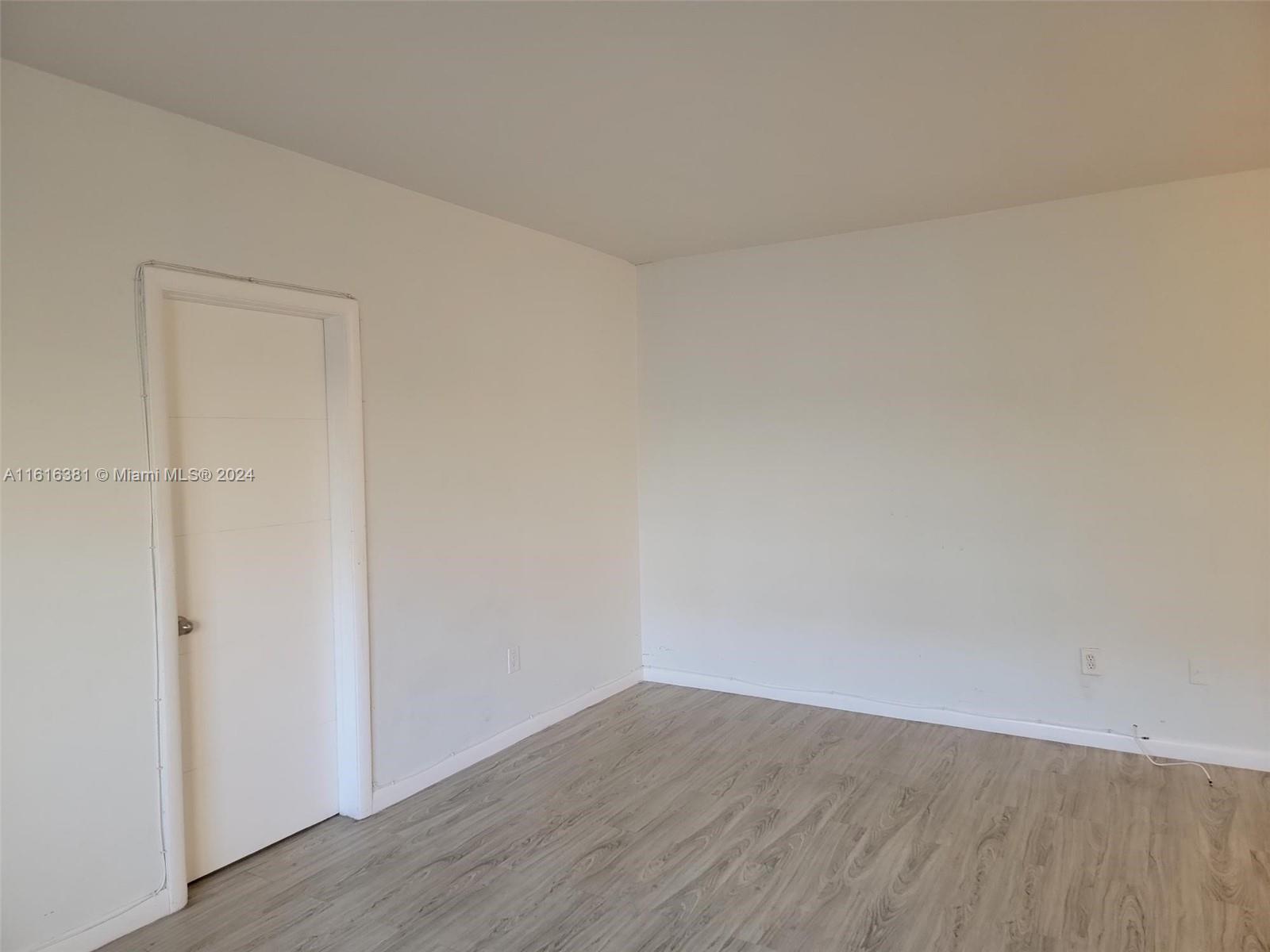 LENOX MANOR - Residential Lease
