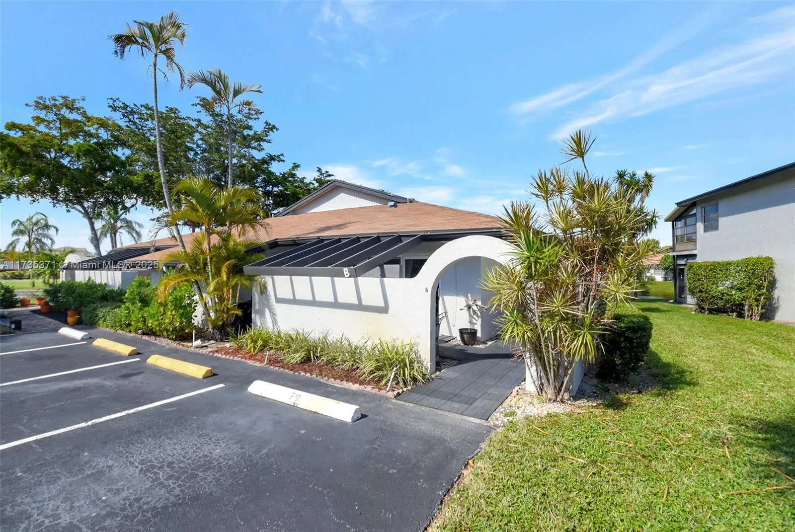 Delray Beach, Florida 33484, United States, 2 Bedrooms Bedrooms, ,2 BathroomsBathrooms,Residential,Active,5602