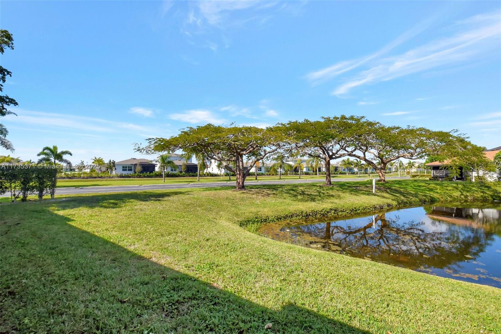 PALM GREENS AT VILLA DEL - Residential