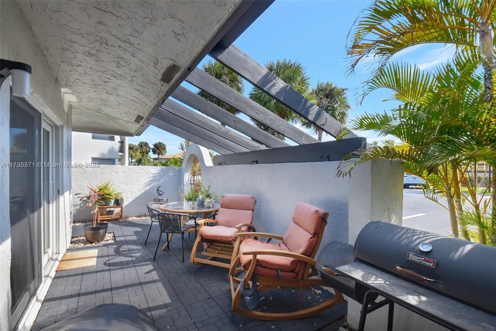 PALM GREENS AT VILLA DEL - Residential