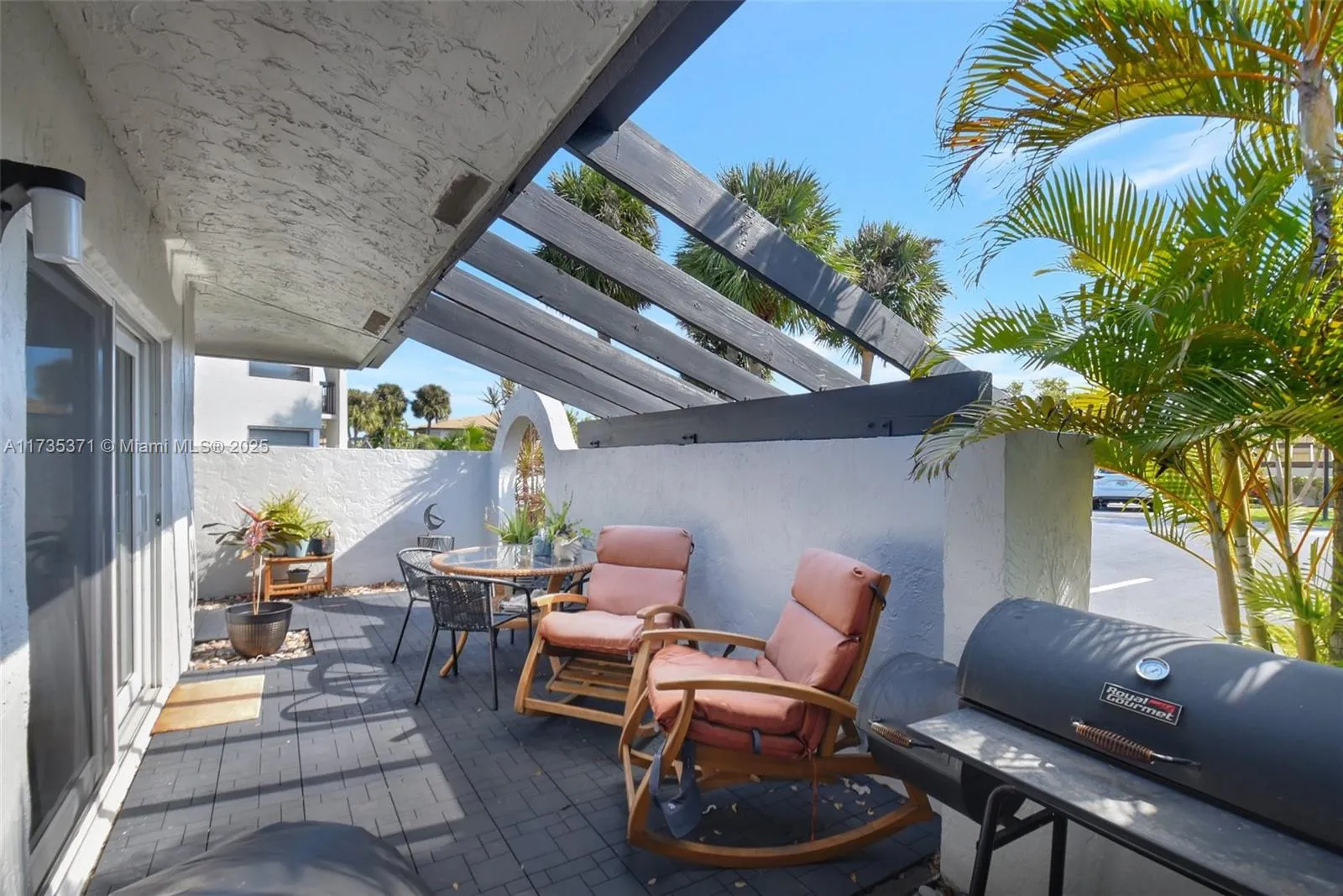 Delray Beach, Florida 33484, United States, 2 Bedrooms Bedrooms, ,2 BathroomsBathrooms,Residential,Active,5602