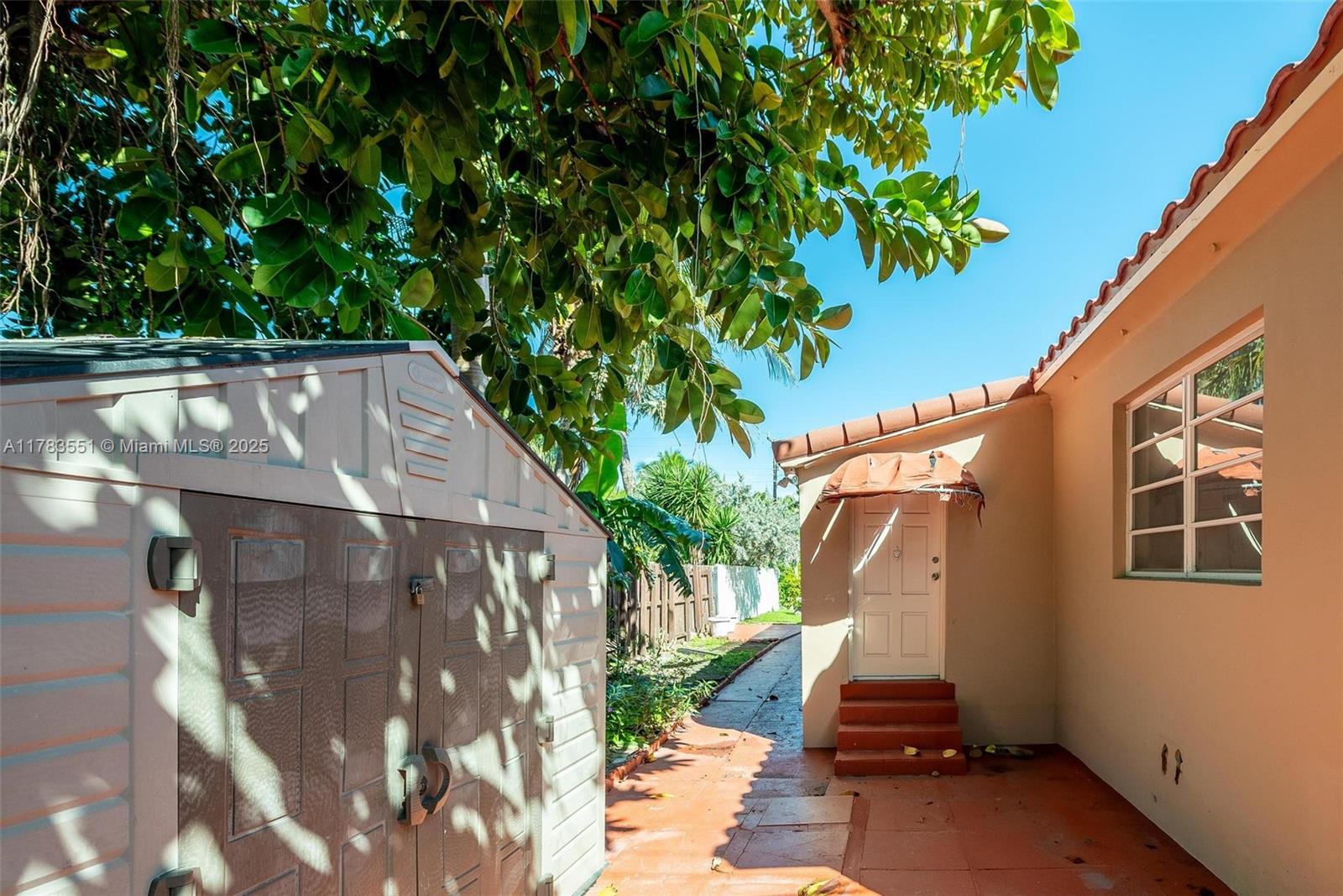 BISCAYNE BEACH-2ND ADDN - Residential Income