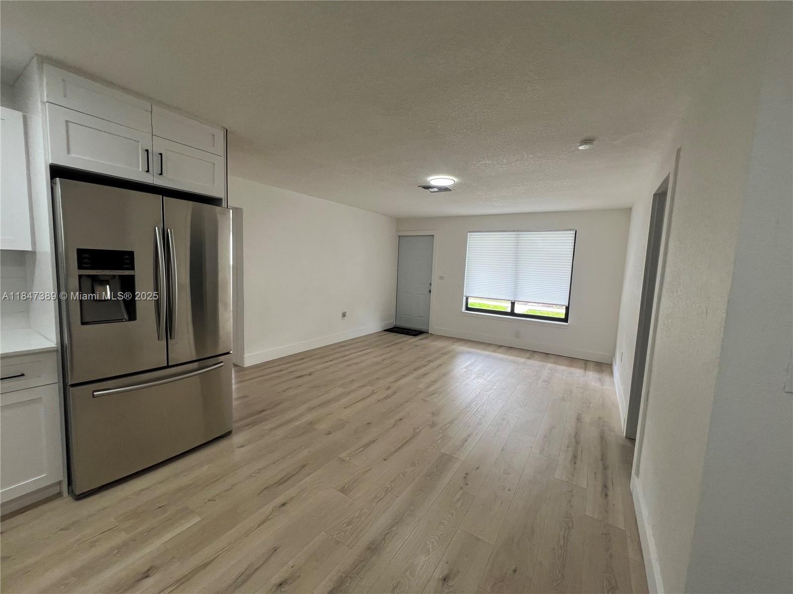 RADIO HEIGHTS - Residential