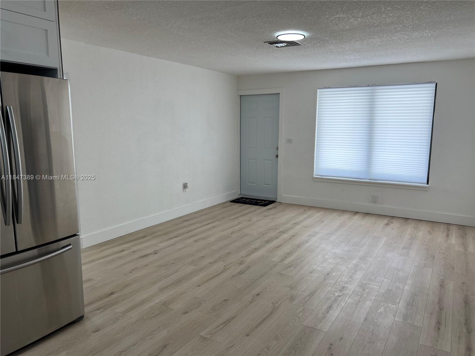 RADIO HEIGHTS - Residential