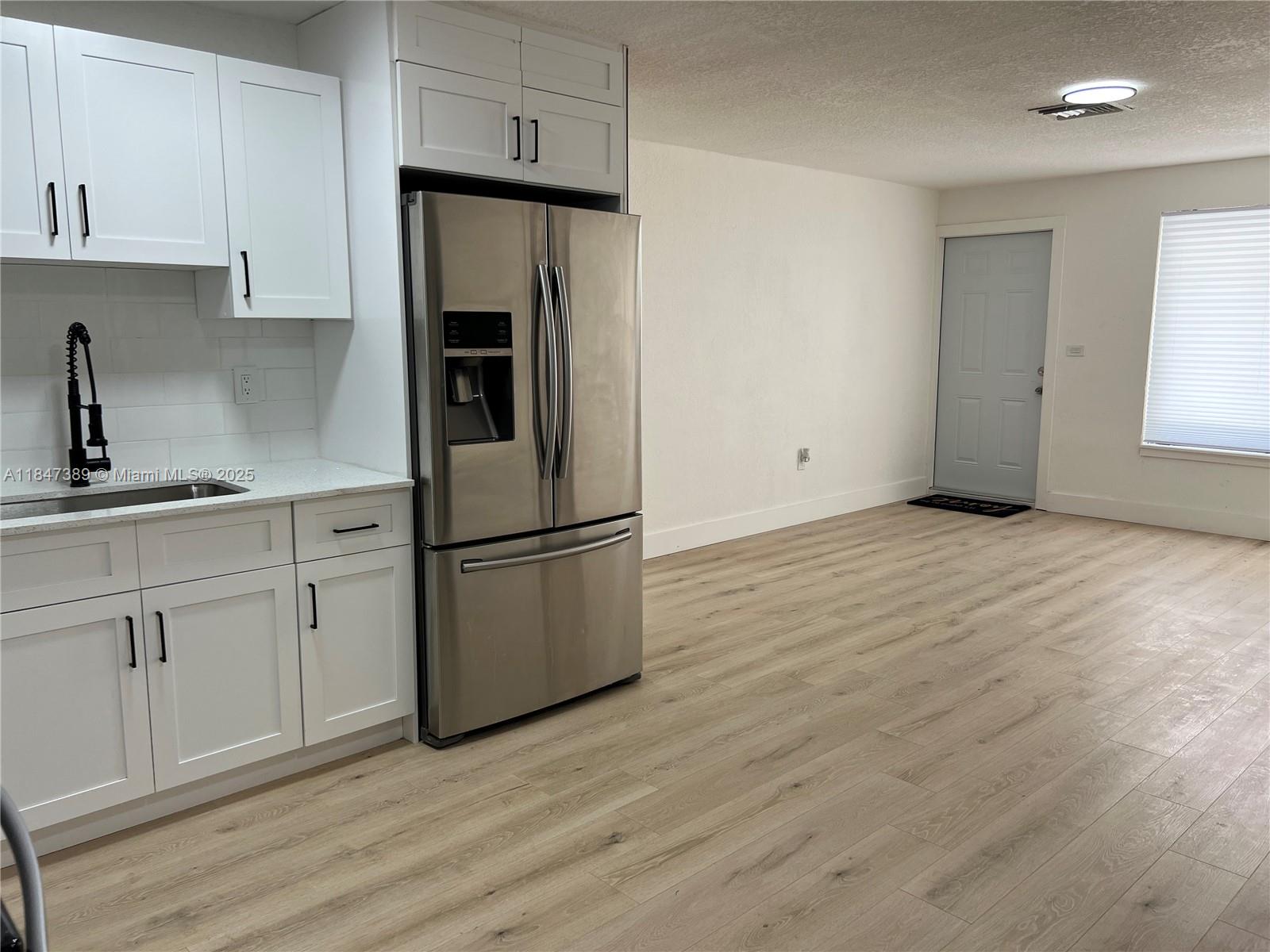 RADIO HEIGHTS - Residential