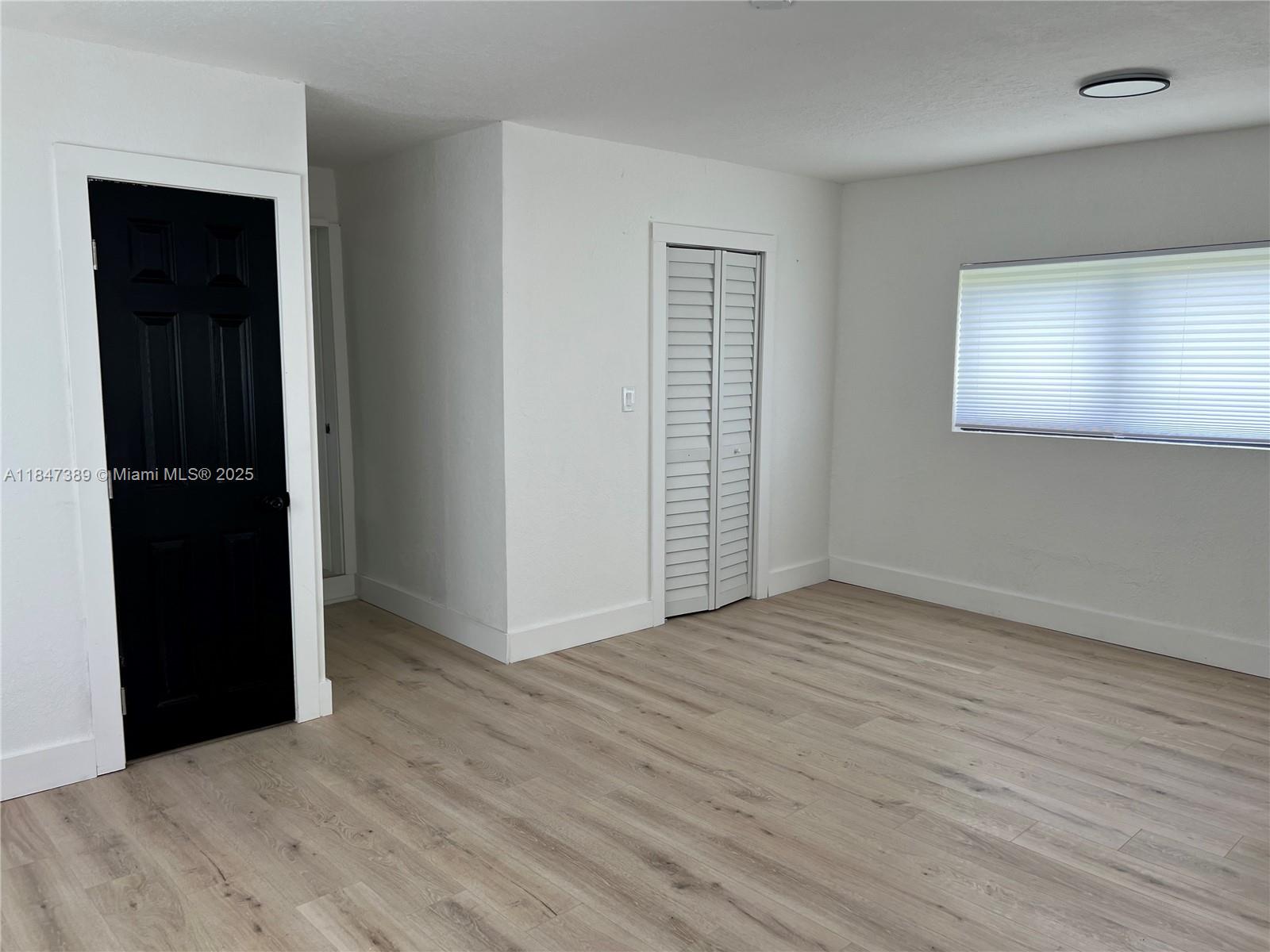 RADIO HEIGHTS - Residential