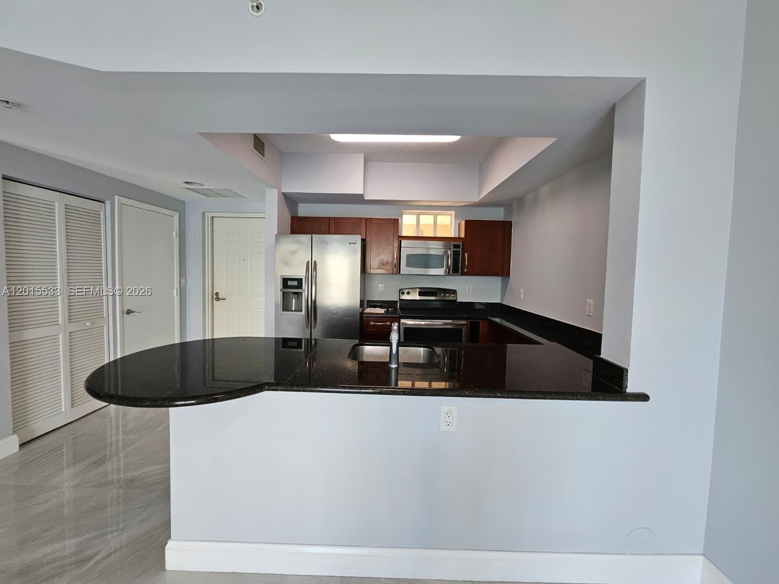 DOWNTOWN DADELAND CONDO N - Residential