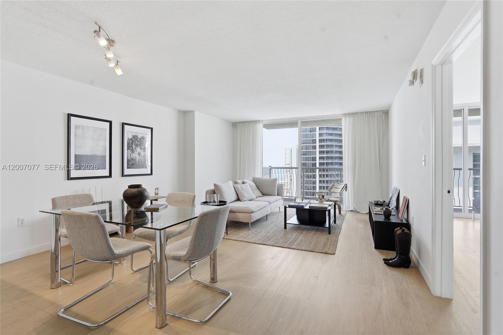 THE CLUB AT BRICKELL BAY - Residential