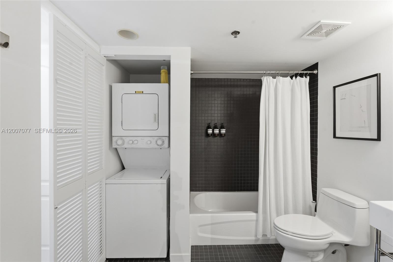 THE CLUB AT BRICKELL BAY - Residential