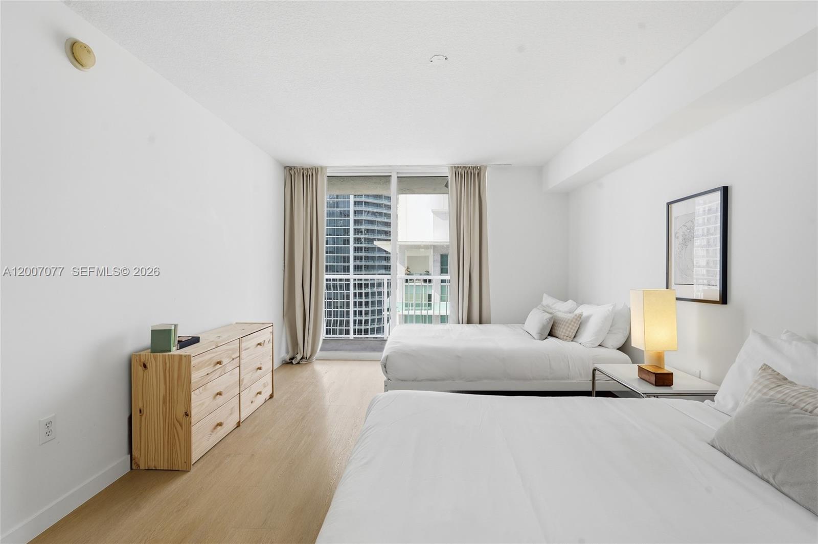 THE CLUB AT BRICKELL BAY - Residential