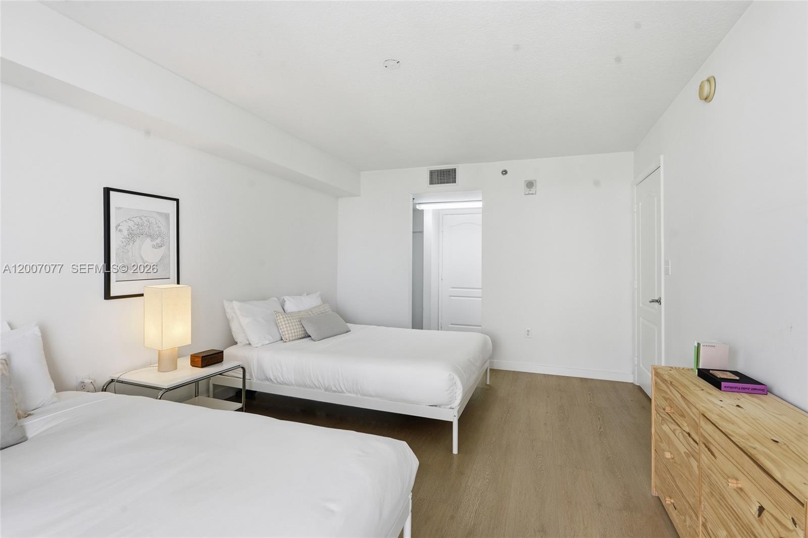 THE CLUB AT BRICKELL BAY - Residential