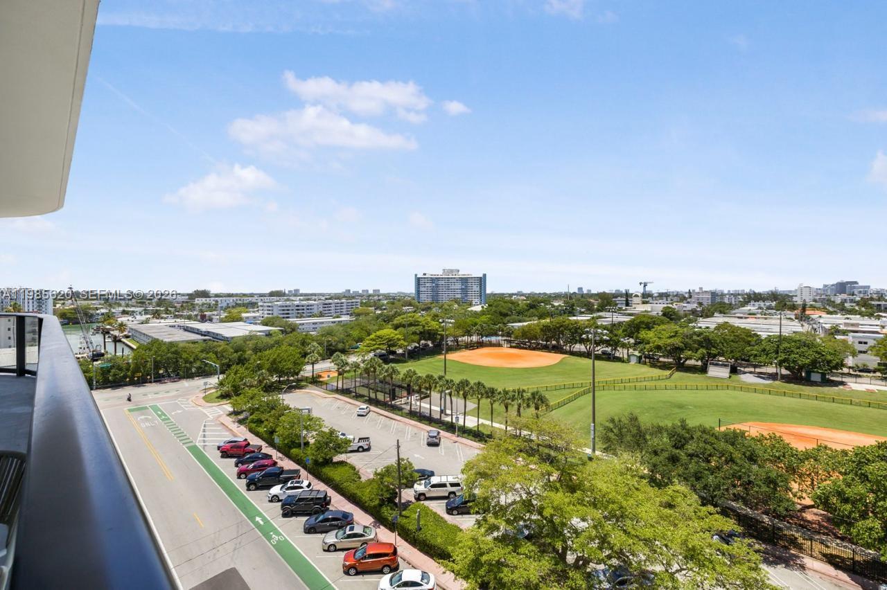 580 72ND STREET CONDO - Residential