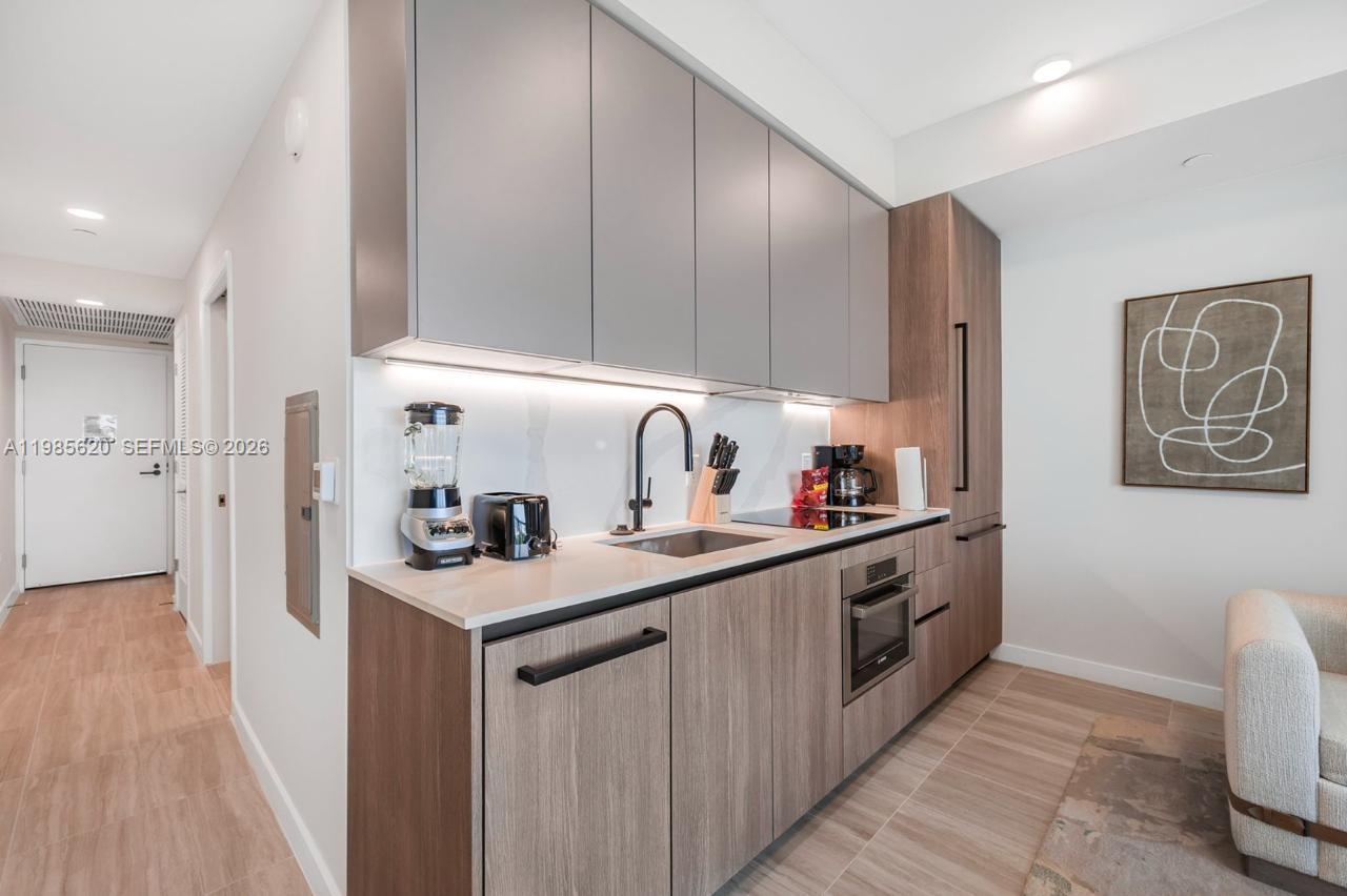 580 72ND STREET CONDO - Residential