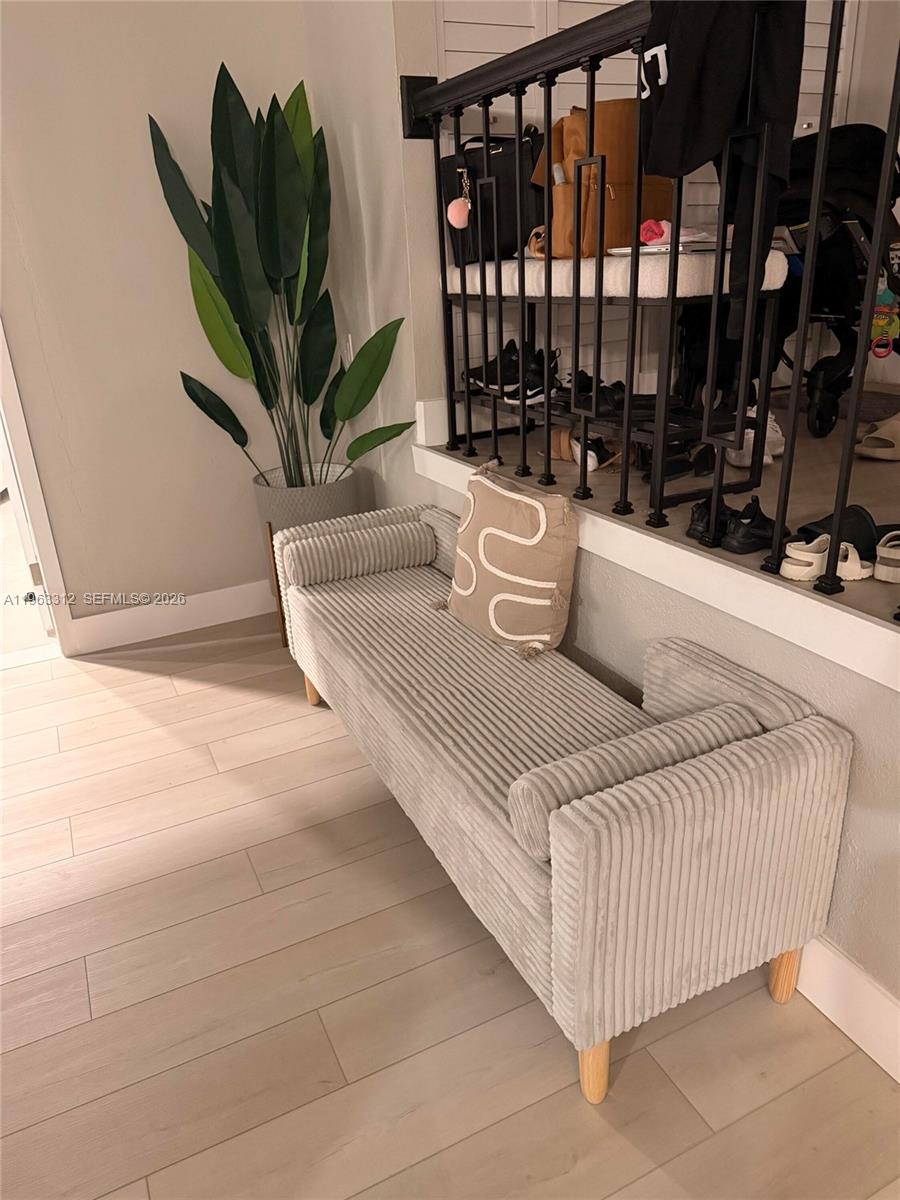 COUNTRY WALK SEC 2 - Residential