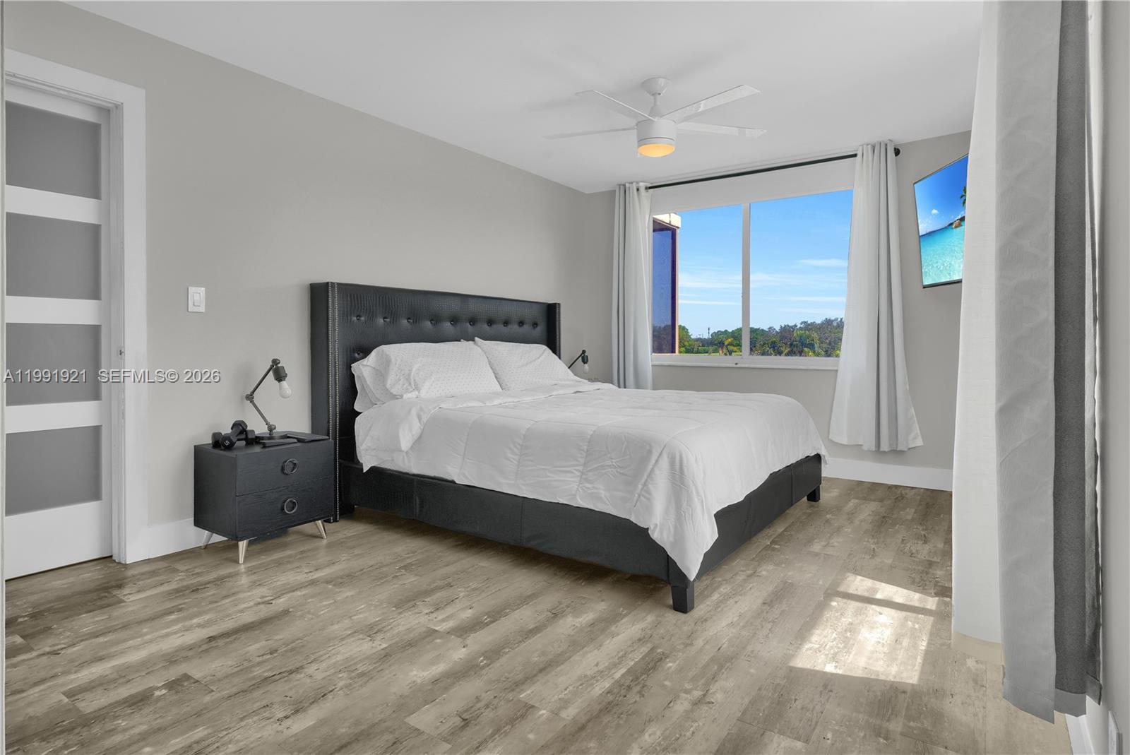 HOLLYBROOK GOLF AND - Residential