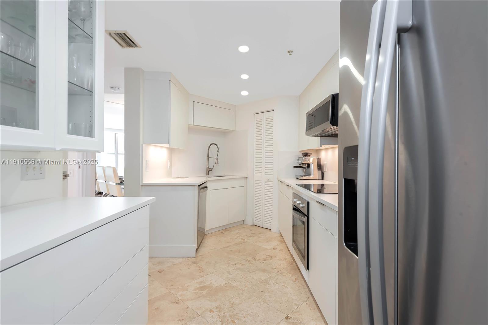 COURVOISIER COURTS CONDO - Residential