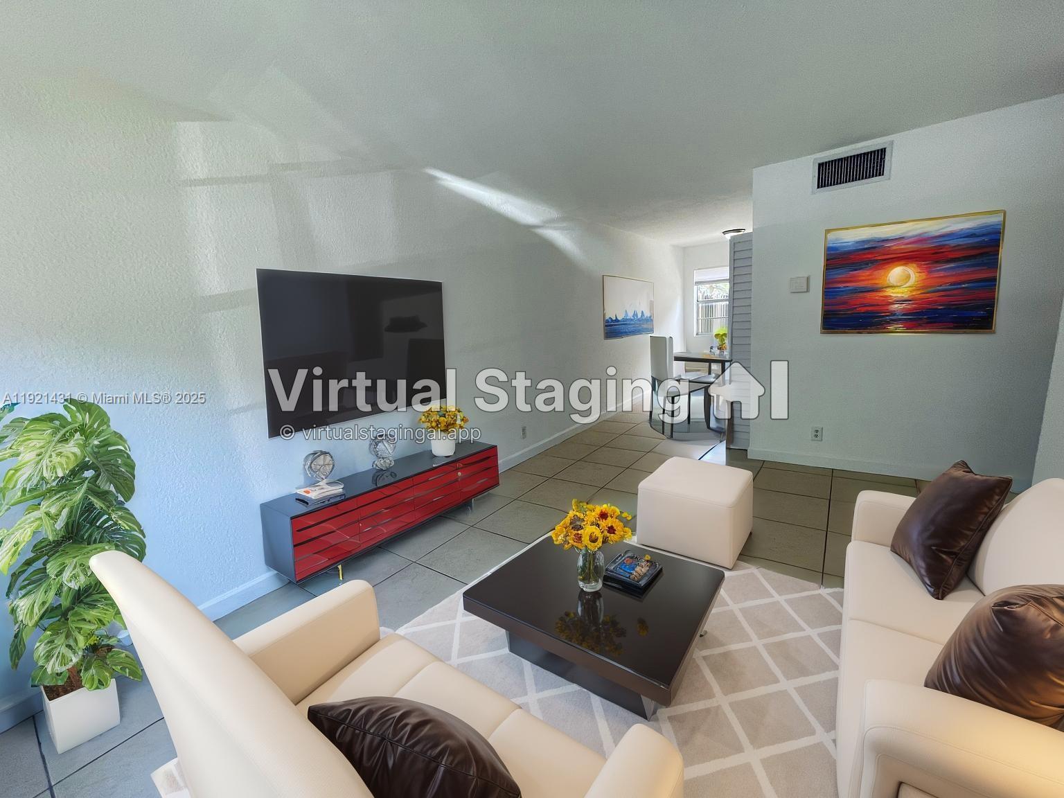 TOWNHOUSES OF PLANTATION - Residential