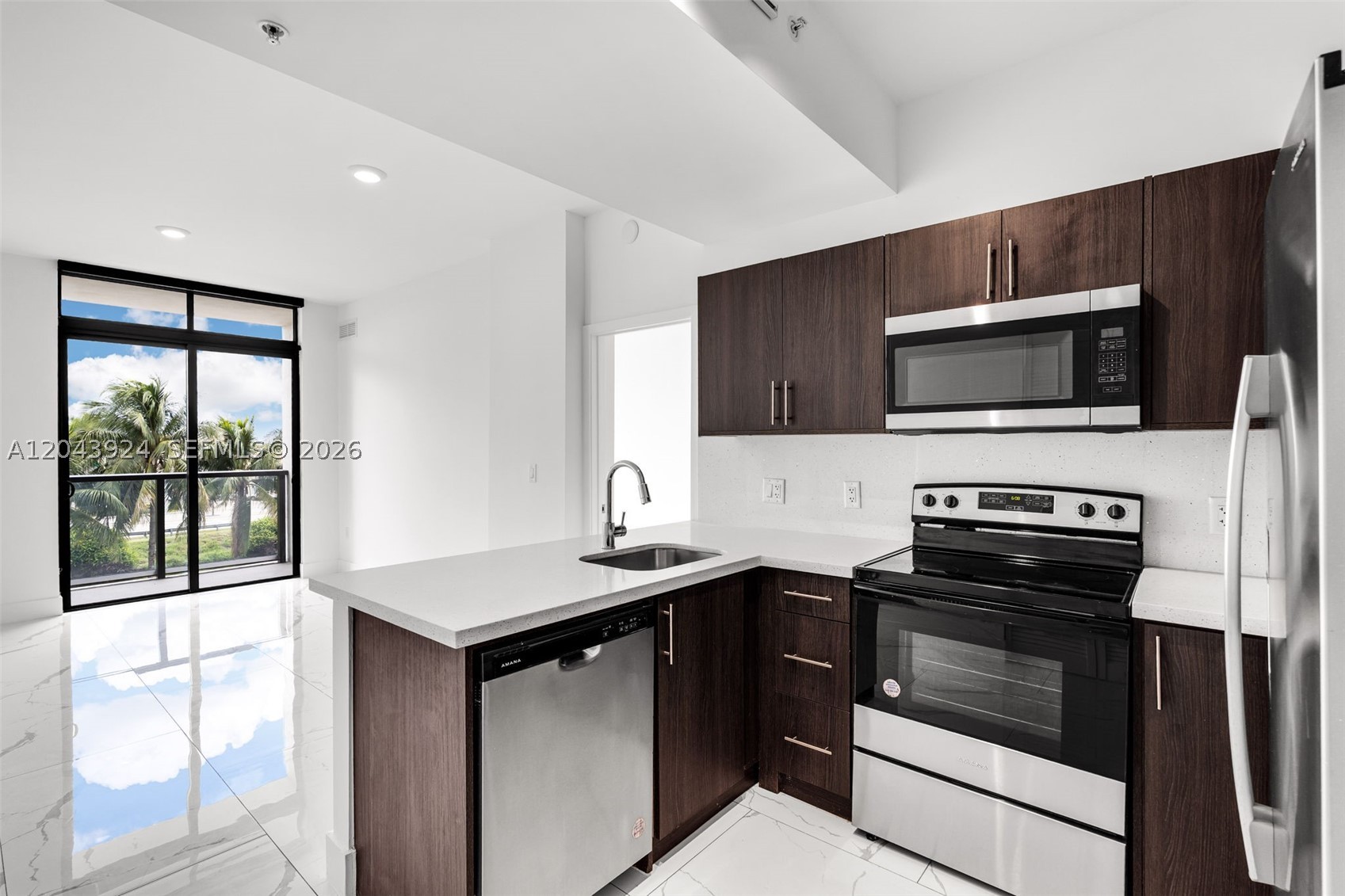 1 Curtiss Pkwy 301