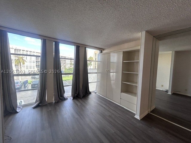 501 Three Islands Blvd 205