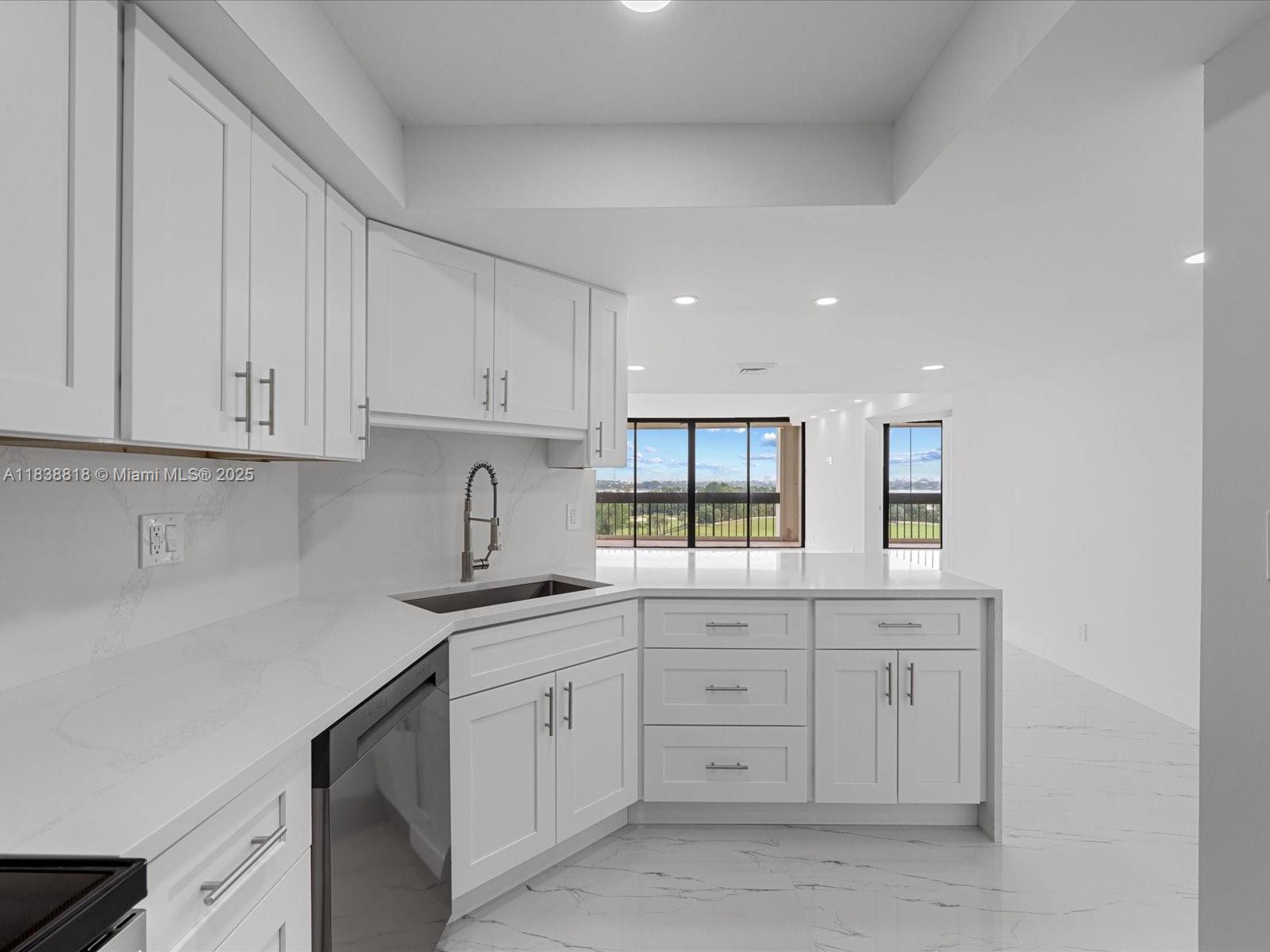 LANDS OF THE PRESIDENT CO - Residential Lease