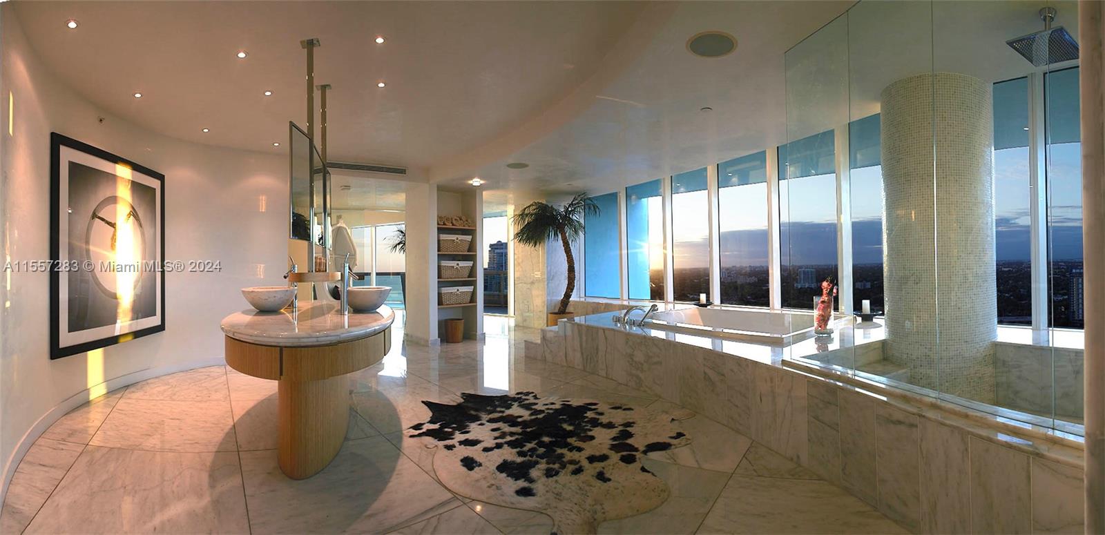 SANTA MARIA CONDO - Residential