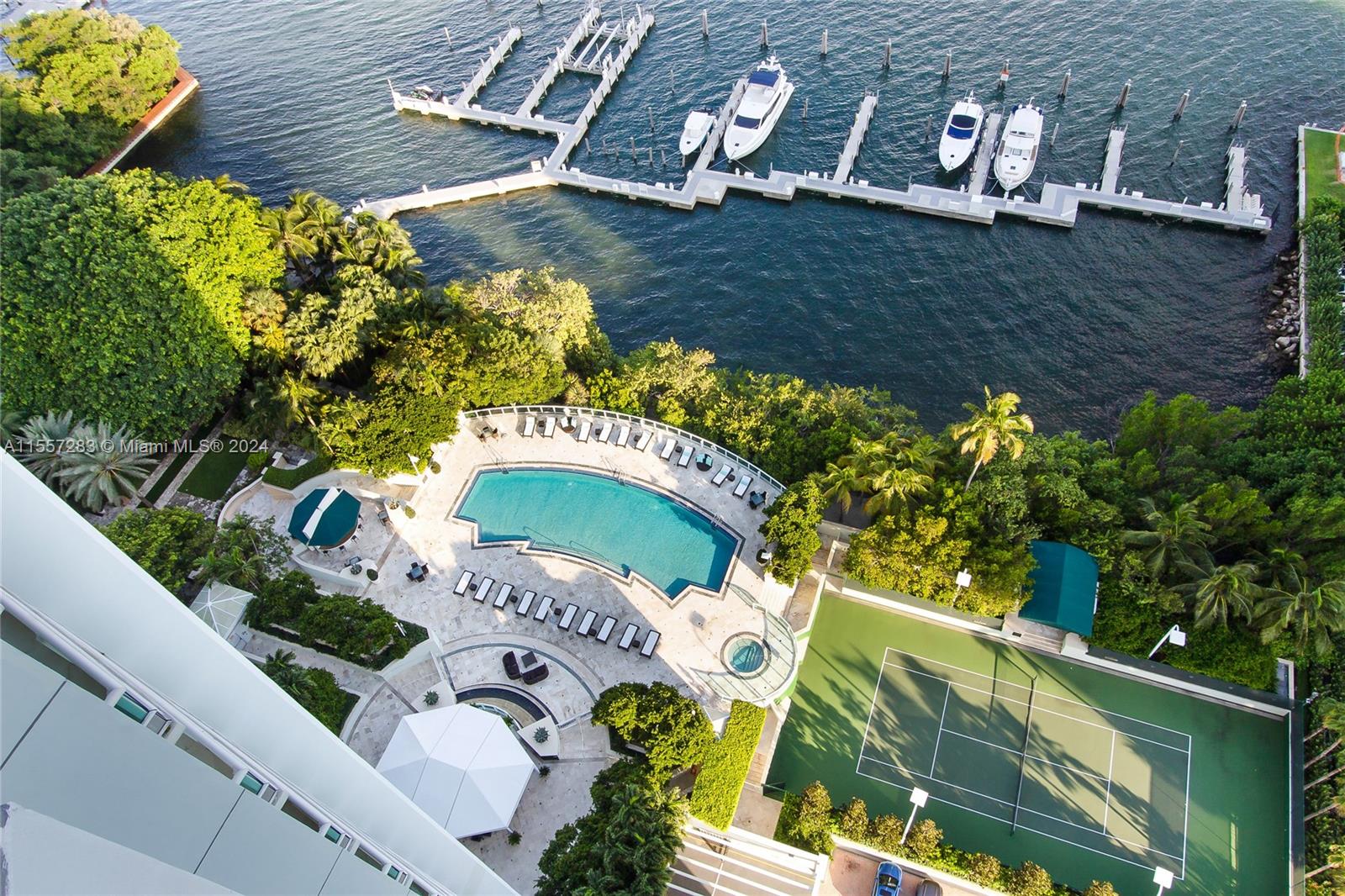 SANTA MARIA CONDO - Residential