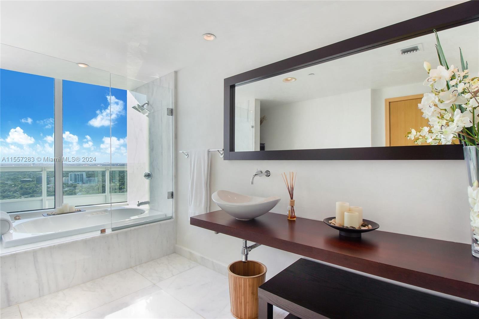 SANTA MARIA CONDO - Residential