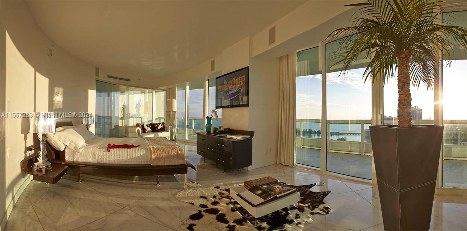 SANTA MARIA CONDO - Residential