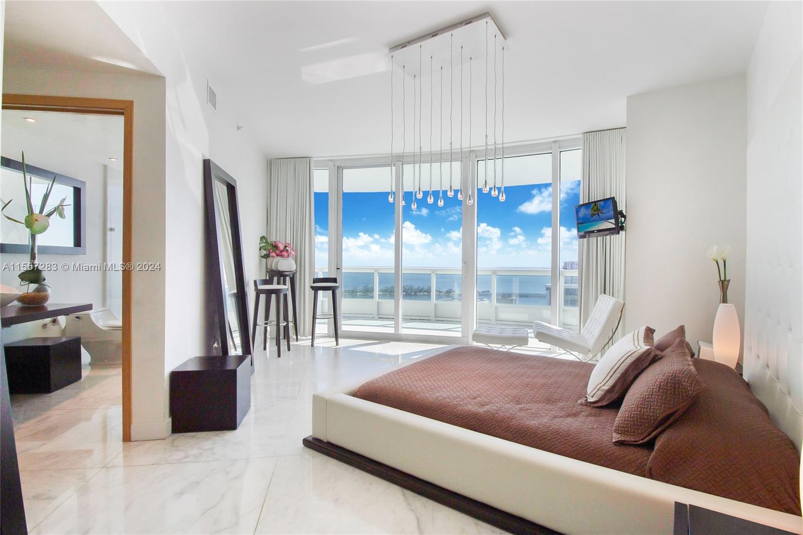SANTA MARIA CONDO - Residential