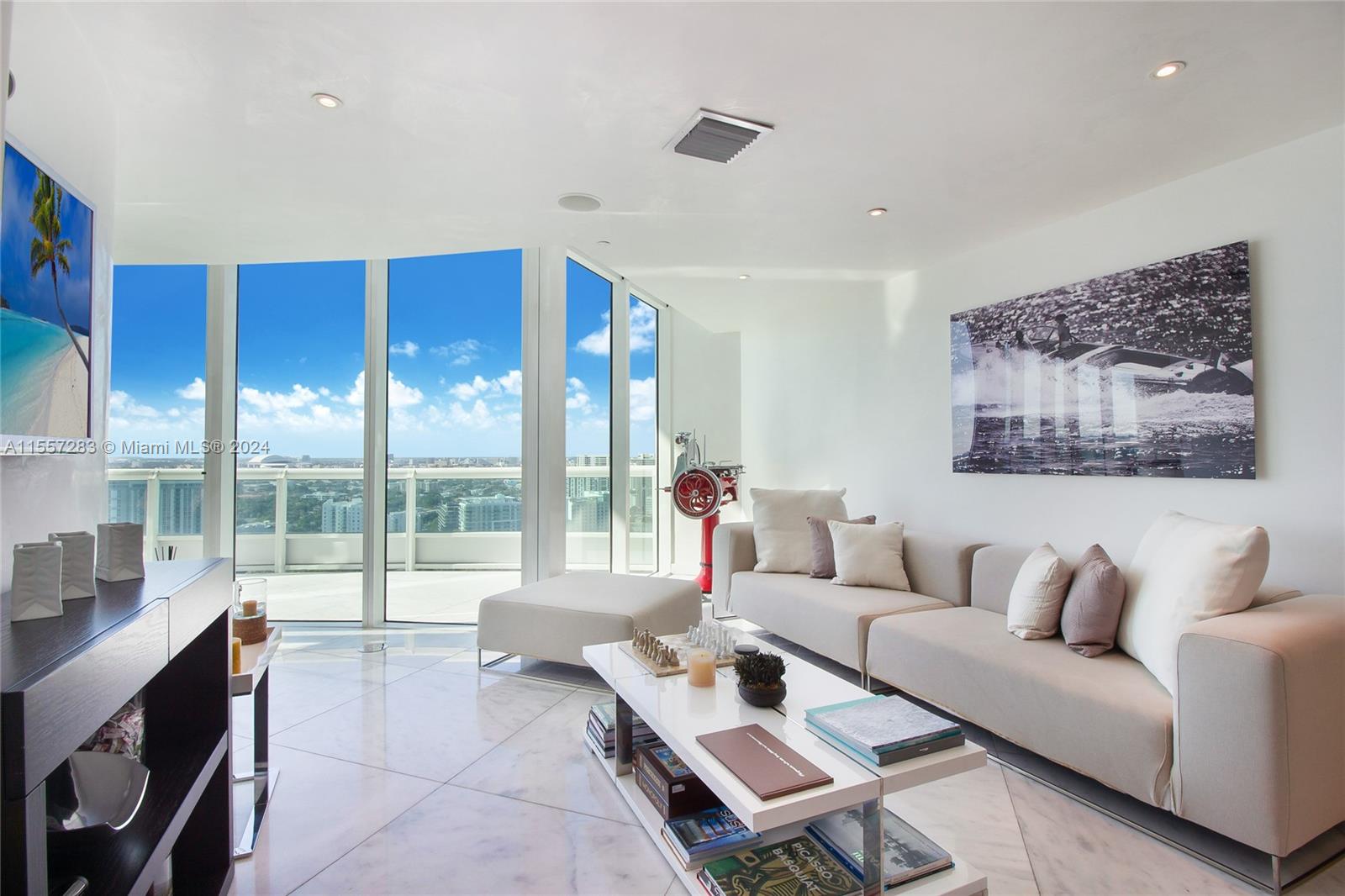 SANTA MARIA CONDO - Residential