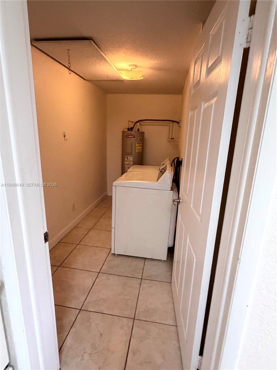 SOUTHGATE VILLAS CONDO - Residential